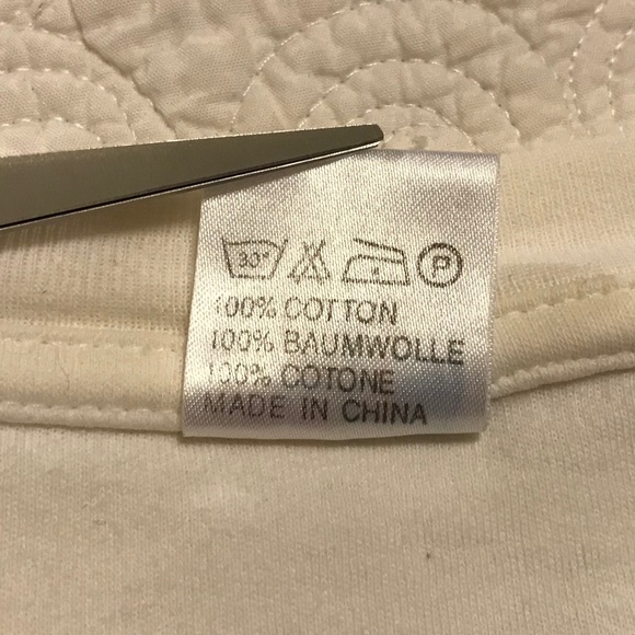 Unisex white t-shirt embroidered with “We be Jammin” & “Jamaica” (4XL) - Picture 4 of 12